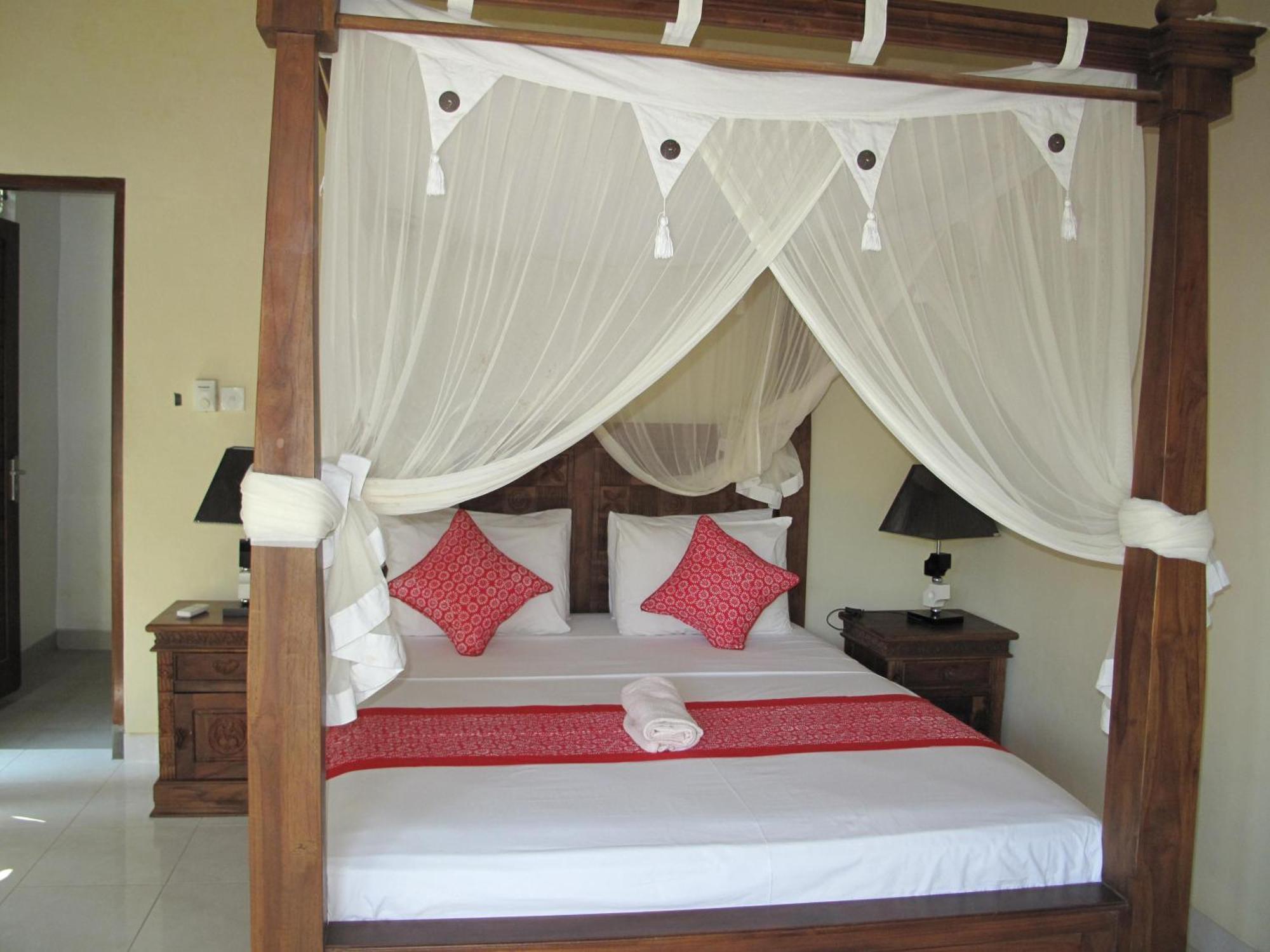 Sunrise Coconut House Hotel Ubud  Exterior photo